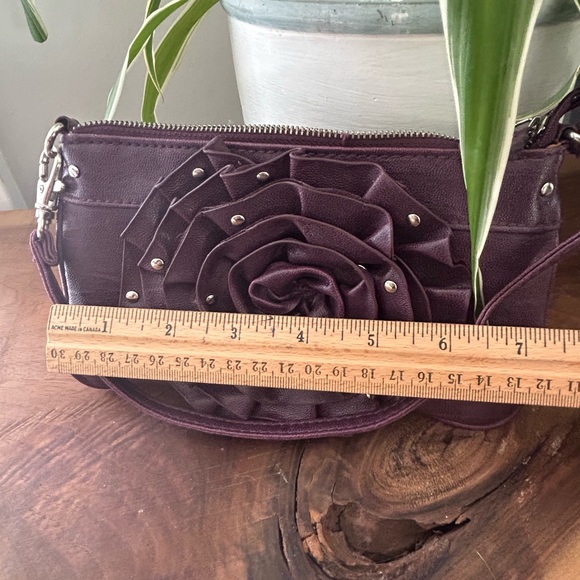 Steve Madden Purple Clutch purse with Flower - Picture 8 of 8